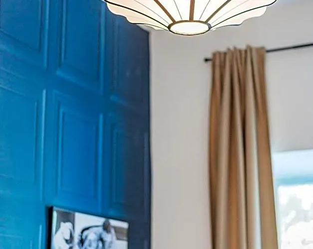 Ostello Home1 - Rivé Boutique
