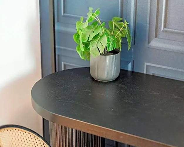 Ostello Home1 - Rivé Boutique *